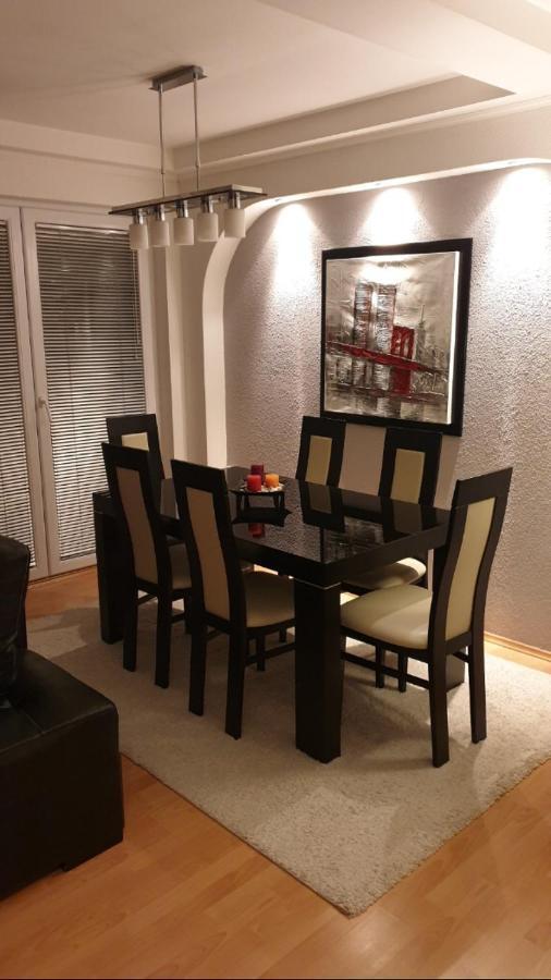 Brand New Apt In City Center Битоля Екстериор снимка